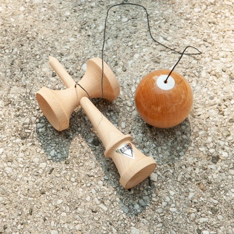 Krom POP LOL Natural (Naked) Kendama Iniciación | Forma CK - imagen 4 de 8