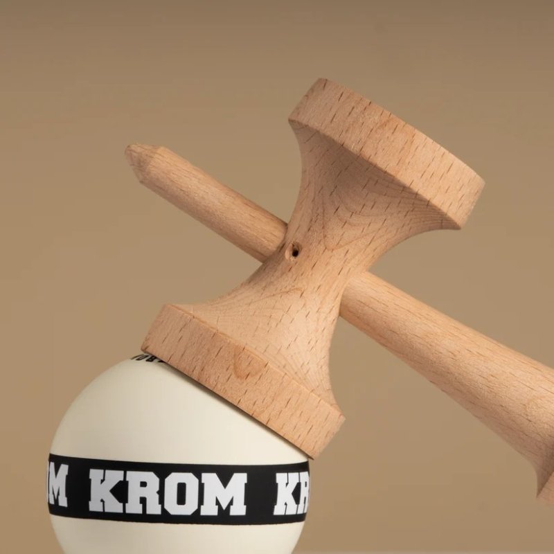 Krom Strogo Neapolitan Baunilha | Forma Lambo Kendama - imagem 6 de 7