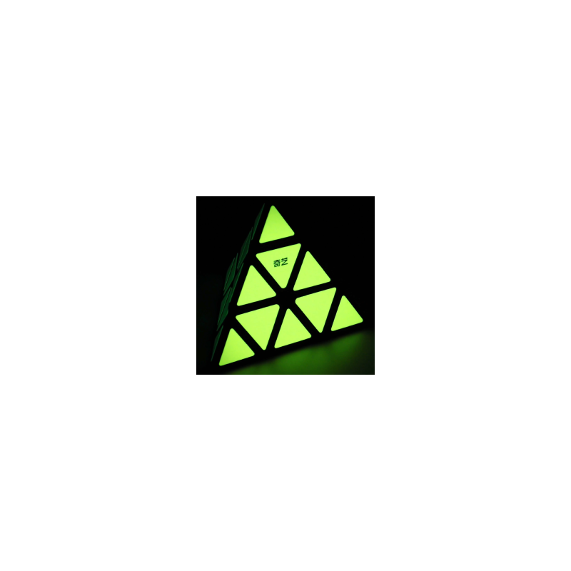 Pyraminx QiYi Glow in the Dark | The Joker House - imagen 3 de 4