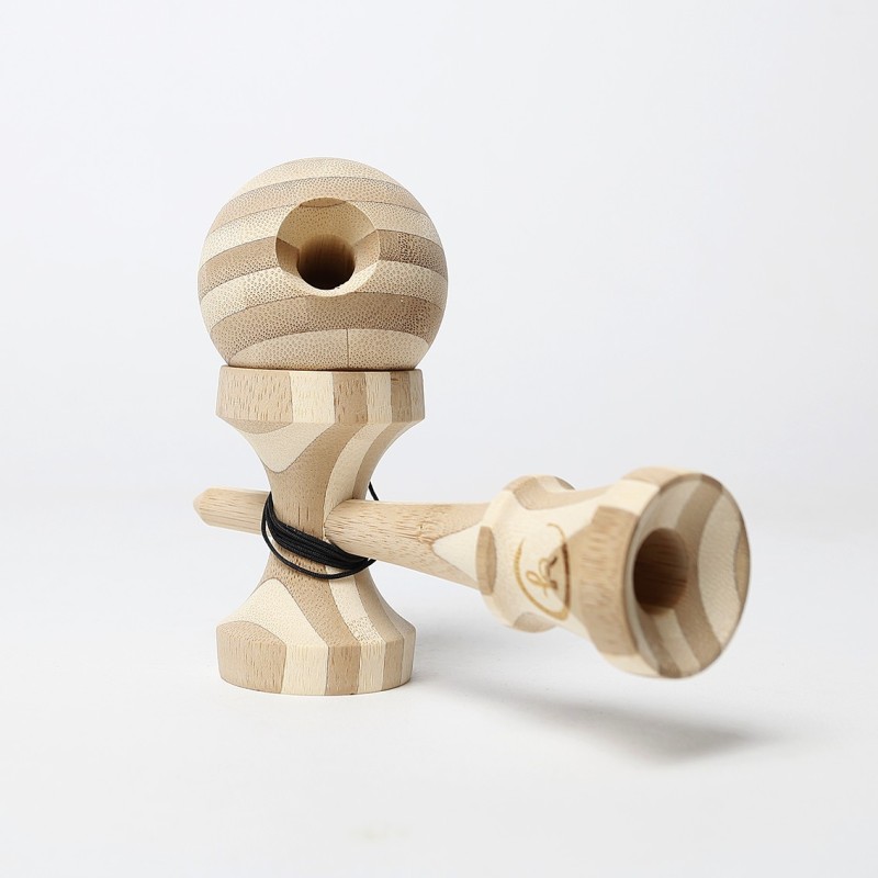 Kendama Tensei bambú natural | The Joker House - imagen 3 de 4