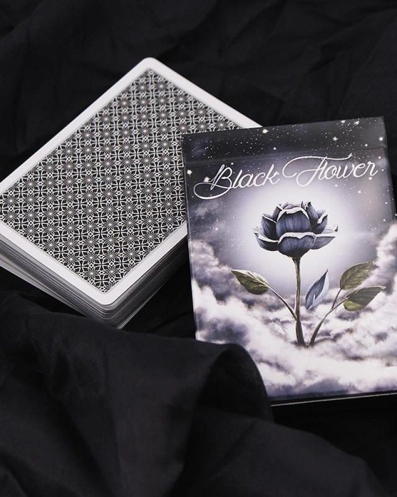 Baraja de Cartas: Black Flower by Jack Nobile